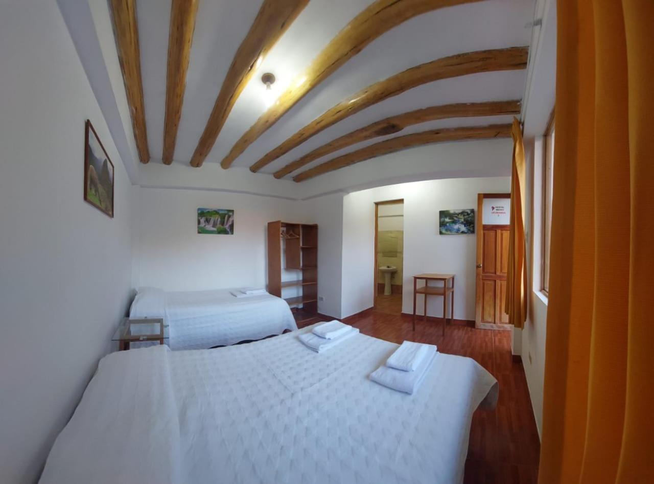 Hostal Miramonti ウルバンバ エクステリア 写真
