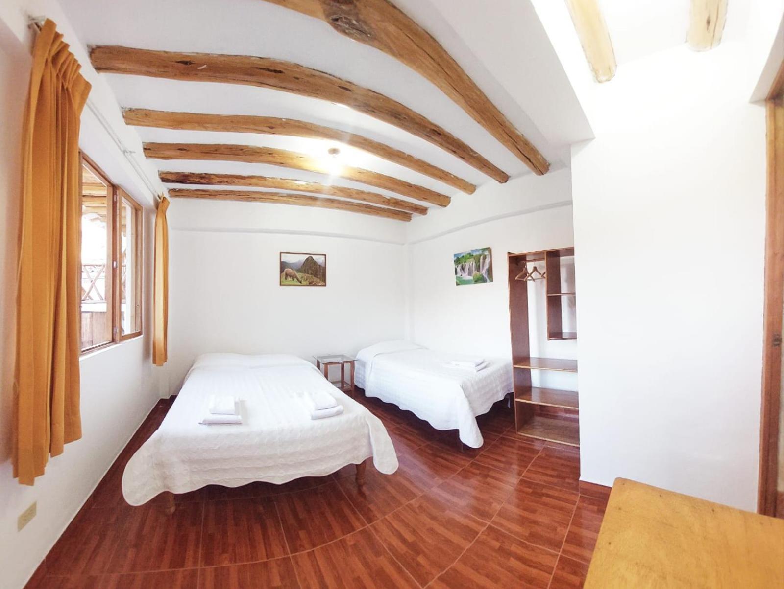 Hostal Miramonti ウルバンバ エクステリア 写真